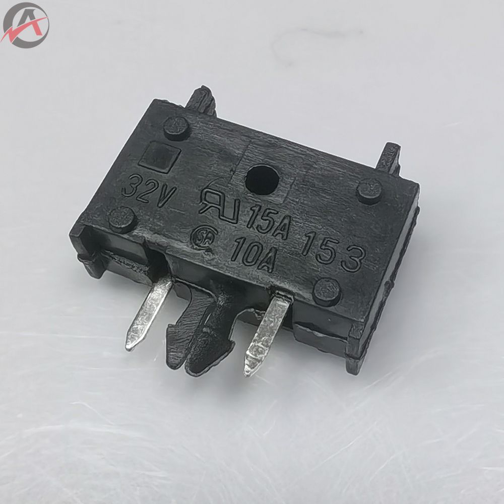 153 Series 1530008 Equivalent Vertical Mount SL-1538 Mini Blade Fuse Holder for Automotive PCB Fusing 297
